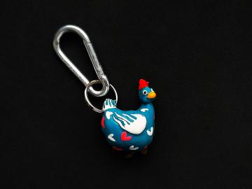 Schlüsselanhänger Kautschuk Hühner blau Herzen