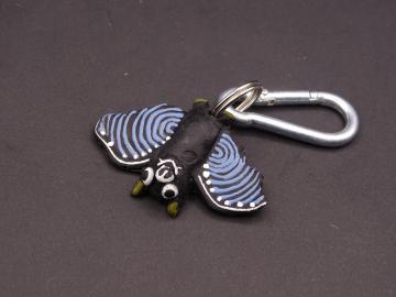 Schlüsselanhänger Kautschuk Fledermaus schwarz Streifen